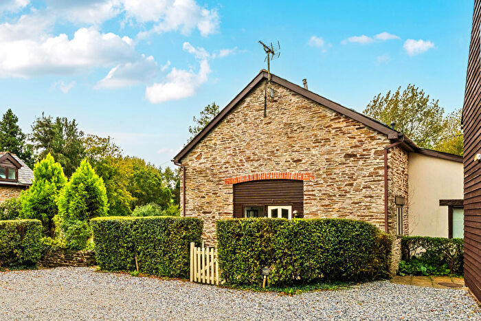 2 Bedroom Barn Conversion For Sale In Colmer Estate, Modbury, PL21
