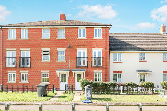 1 Bedroom House To Rent In Chipmunk Chase, Hatfield, Hertfordshire, AL10