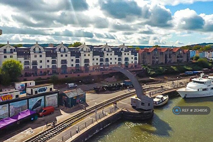 2 Bedroom Flat To Rent In The Quays, Bristol, BS1