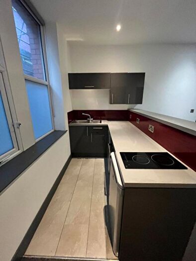 1 Bedroom Flat To Rent In Flat - Eaton Crescent, Uplands, Swansea, SA1