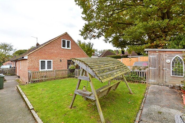 5 Bedroom Chalet For Sale In Grange Crescent, St. Michaels, Tenterden, Kent, TN30