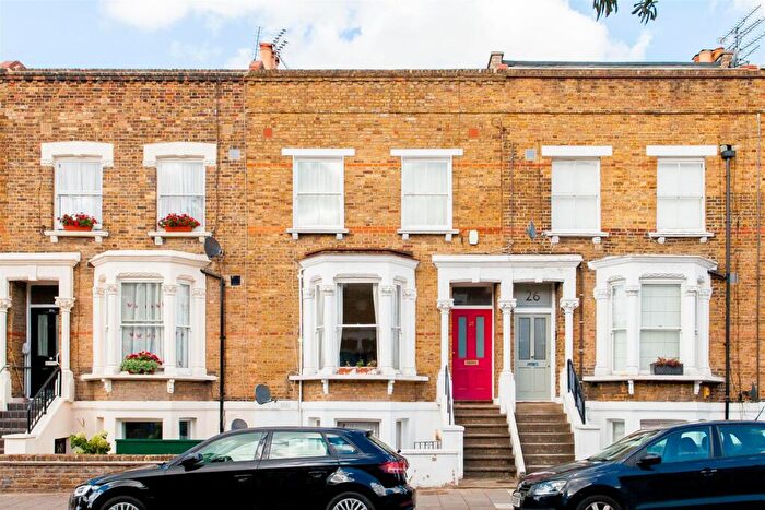 2 Bedroom Flat To Rent In Mountgrove Road, Finsbury Park, N5