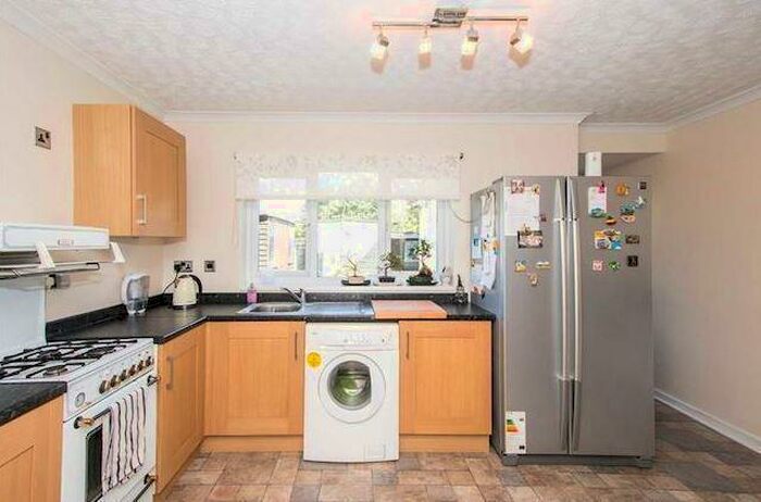 3 Bedroom House To Rent In Cleve Road, Filton, Bristol, BS34