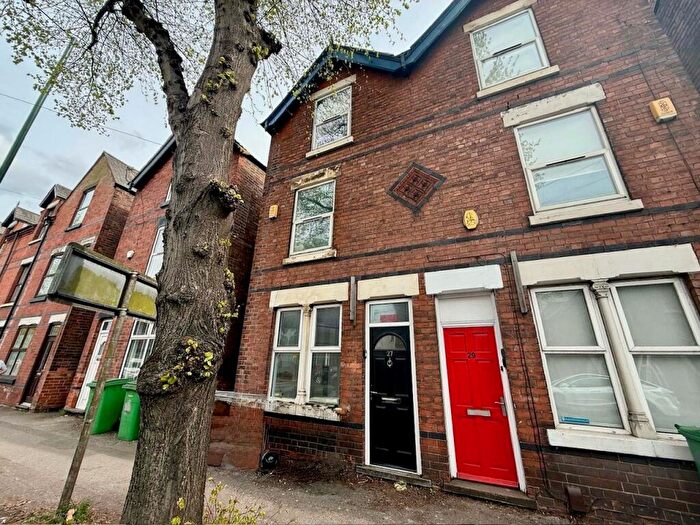 5 Bedroom Terraced House To Rent In *£ Ppw* Beeston Road, Dunkirk, NG7