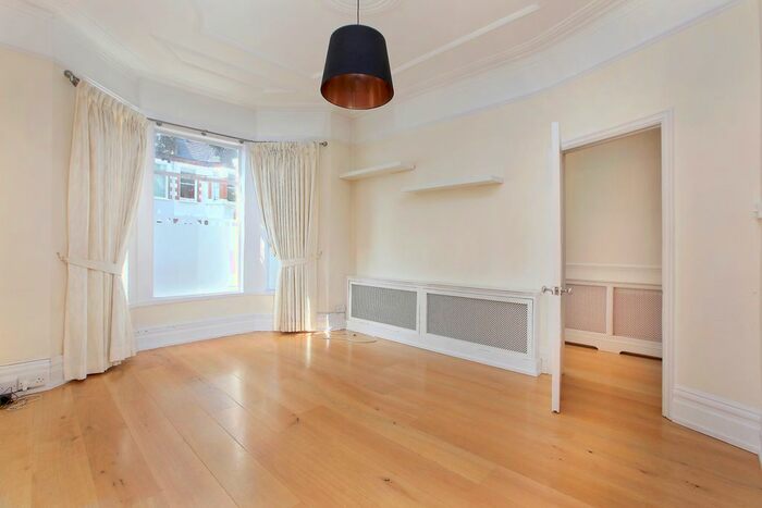 4 Bedroom Terraced House To Rent In Englewood Road, Clapham South, London, SW12
