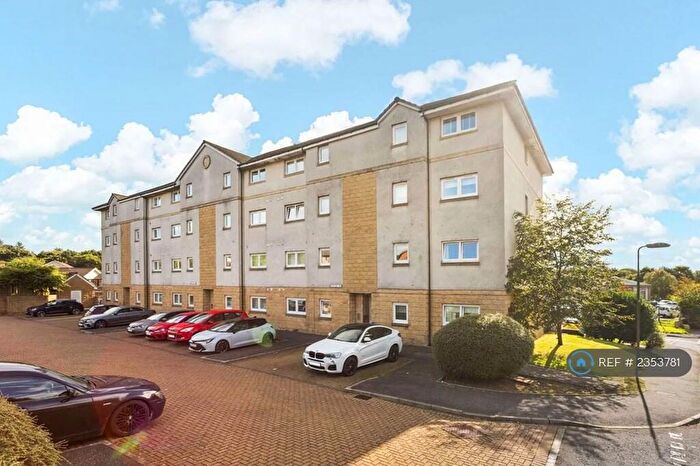 2 Bedroom Flat To Rent In Hawk Brae, Livingston, EH54