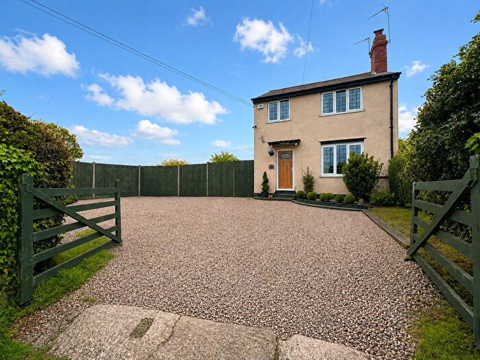 2 Bedroom Detached House For Sale In School Lane, Coven, Wolverhampton, Staffordshire, WV9