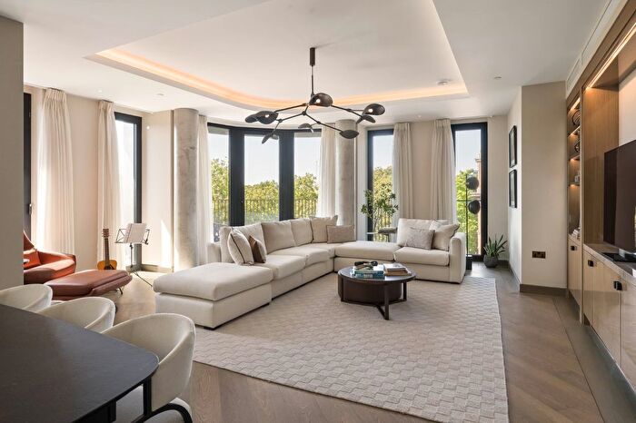 3 Bedroom Flat For Sale In Park Modern, Bayswater Road, London, W2