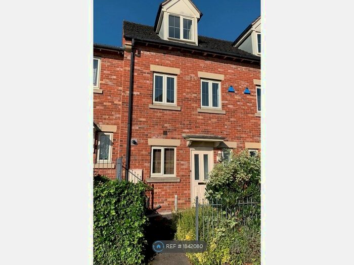 3 Bedroom Terraced House To Rent In Old Oaks View, Barnsley, S70