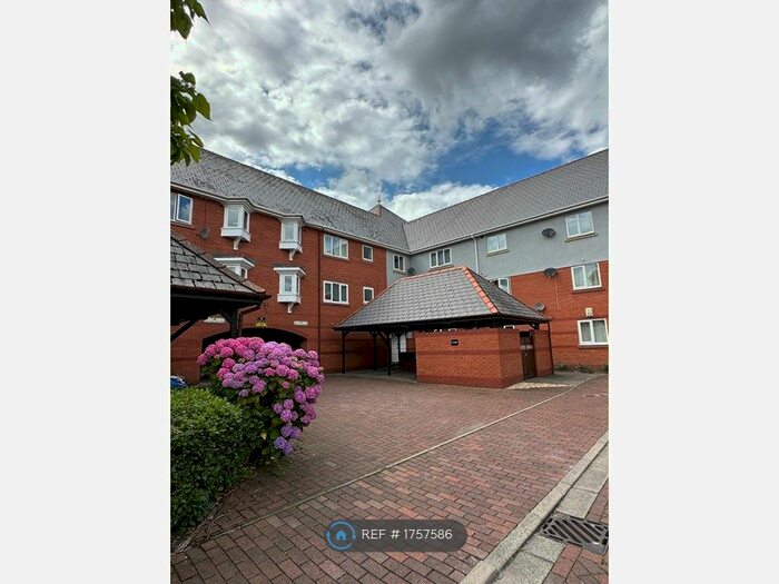 3 Bedroom Flat To Rent In St. Lawrence Quay, Salford, M50