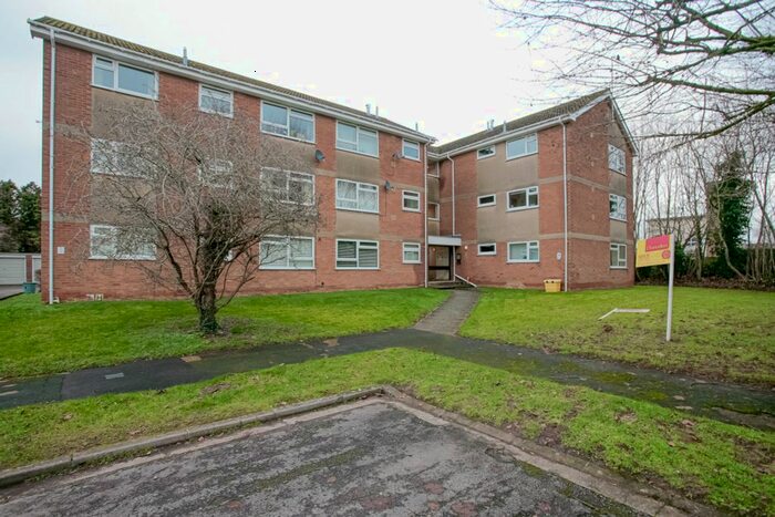 1 Bedroom Flat To Rent In Woodlands Road, Witney, OX28