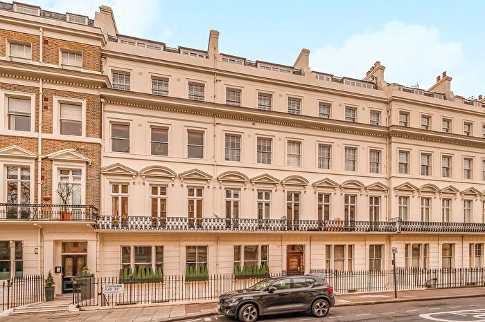 1 Bedroom Flat For Sale In Strathearn House, Strathearn Place, W2