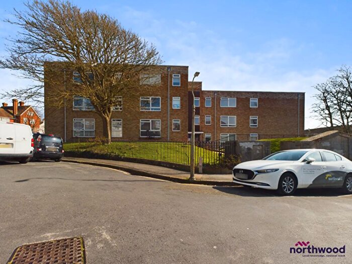 1 Bedroom Flat To Rent In Tower Road, Brighton, BN2