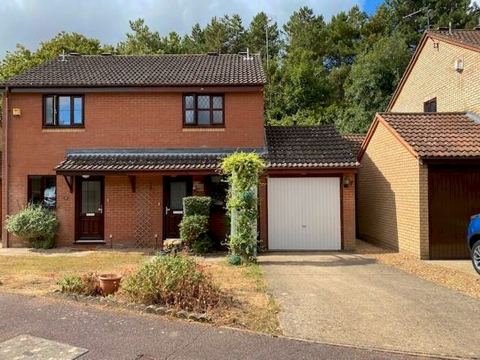 2 Bedroom House To Rent In Wheatlands, Stevenage, SG2