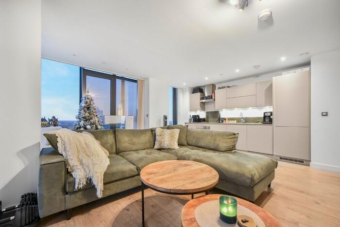 2 Bedroom Flat To Rent In Great Eastern Road, London, E15