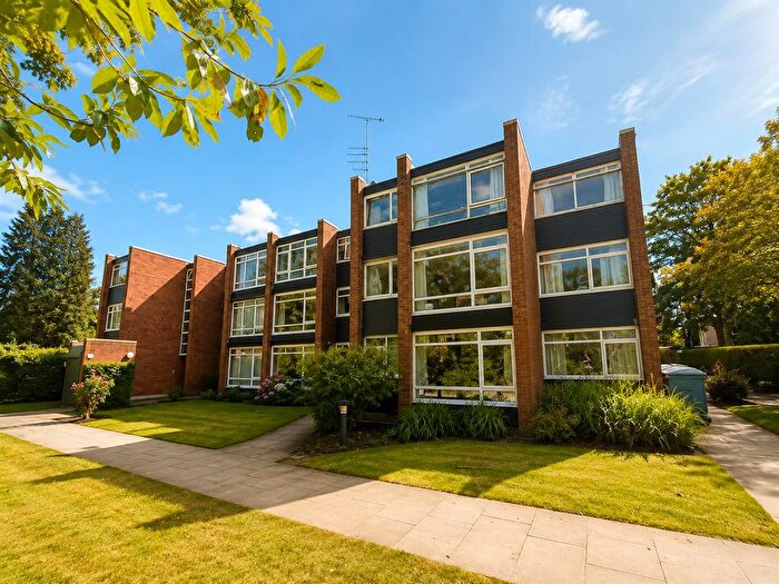 1 Bedroom Flat For Sale In The Avenue, Sale, M33