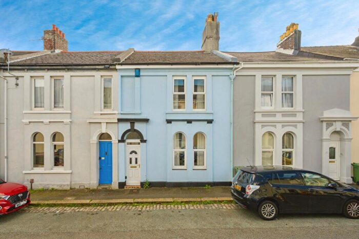 3 Bedroom Terraced House For Sale In Laira Street, Plymouth, Devon, PL4