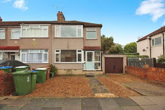 3 Bedroom End Of Terrace House To Rent In Overton Road, Abbey Wood, SE2