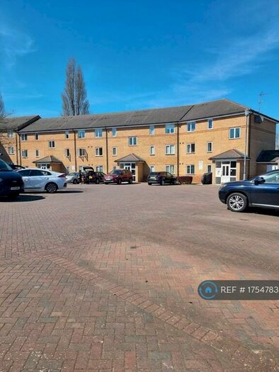 2 Bedroom Flat To Rent In Beaver Close, Morden, SM4