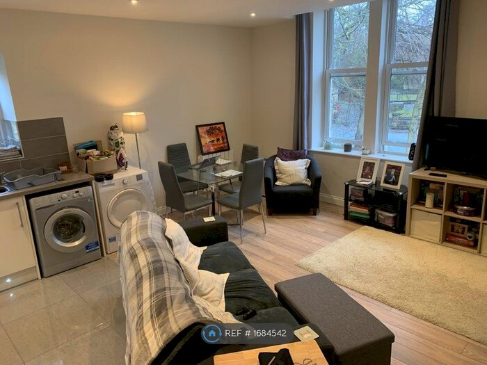 2 Bedroom Flat To Rent In Headingley Lane, Leeds, LS6