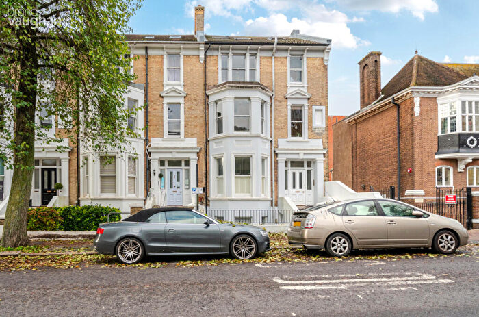 7 Bedroom Terraced House To Rent In Denmark Villas, Hove, East Sussex, BN3