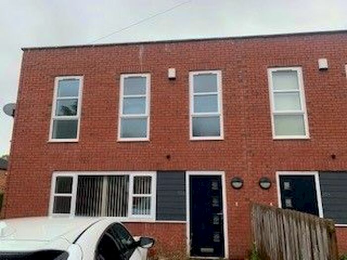 2 Bedroom Property To Rent In Washington Road, Goldthorpe, Rotherham, S63