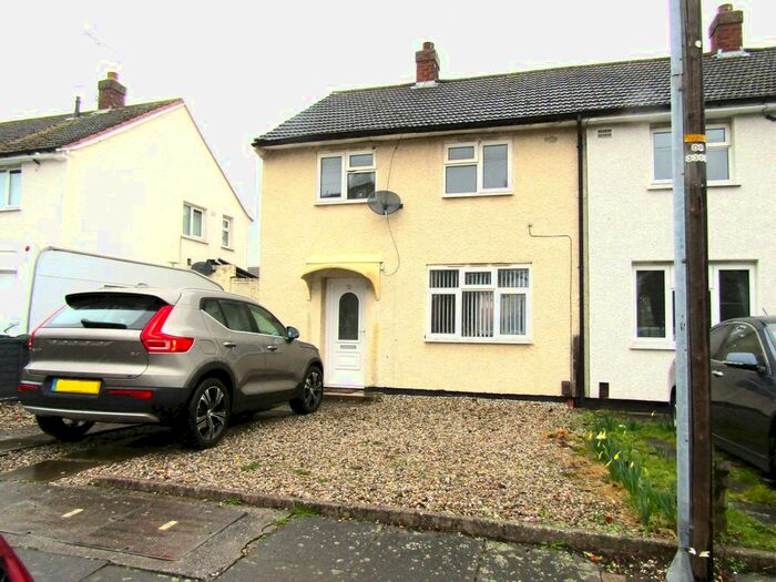 2 Bedroom End Of Terrace House To Rent In Shirestone Road, Birmingham, B33
