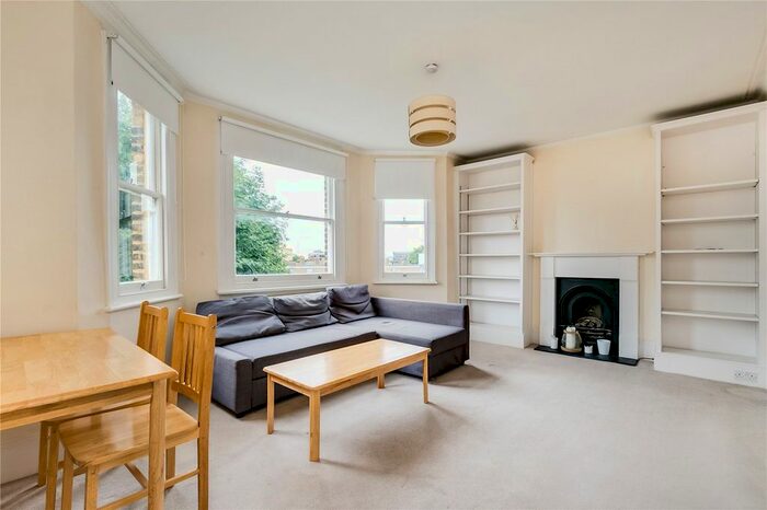 3 Bedroom Flat To Rent In Drive Mansions, Fulham Road, SW6