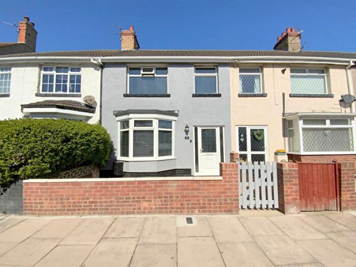 3 Bedroom Terraced House For Sale In Warneford Road, Cleethorpes, DN35
