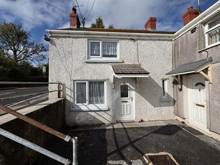 1 Bedroom End Of Terrace House For Sale In Heol Cwmmawr, Drefach, Llanelli, SA14