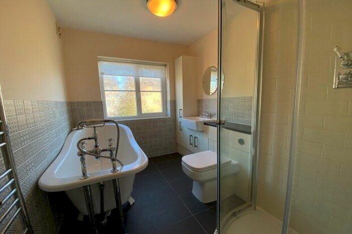 4 Bedroom Property To Rent In Wellbrook Way, Cambridge, CB3