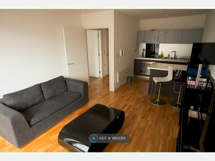 1 Bedroom Flat To Rent In Piccadilly Place, Manchester, M1