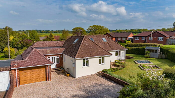 5 Bedroom Detached Bungalow For Sale In Sapley Lane, Overton, Basingstoke, RG25