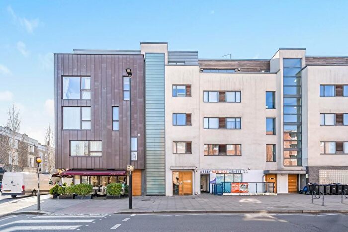 2 Bedroom Flat To Rent In Abbey Road, St Johns Wood, NW8