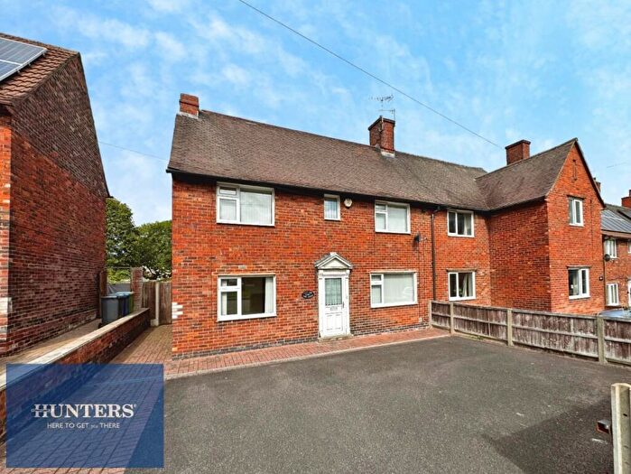 3 Bedroom Semi-Detached House For Sale In Lime Avenue, Staveley, Chesterfield, S43