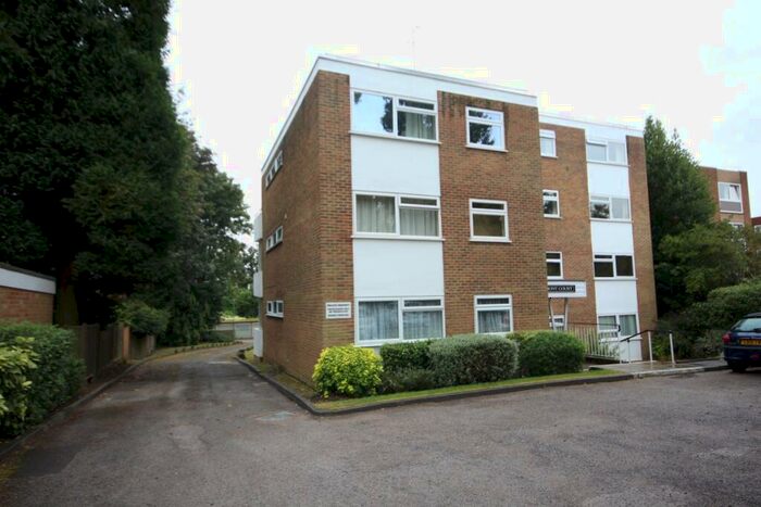 2 Bedroom Apartment To Rent In Milton Road Harpenden, AL5