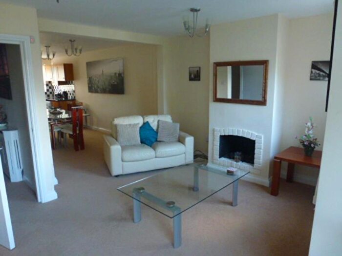 3 Bedroom Semi-Detached House To Rent In Lenton Avenue, The Park, Nottingham, NG7