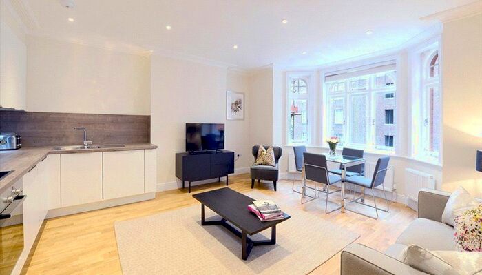 2 Bedroom Flat To Rent In Ravenscourt Park, Hammersmith, London, W6