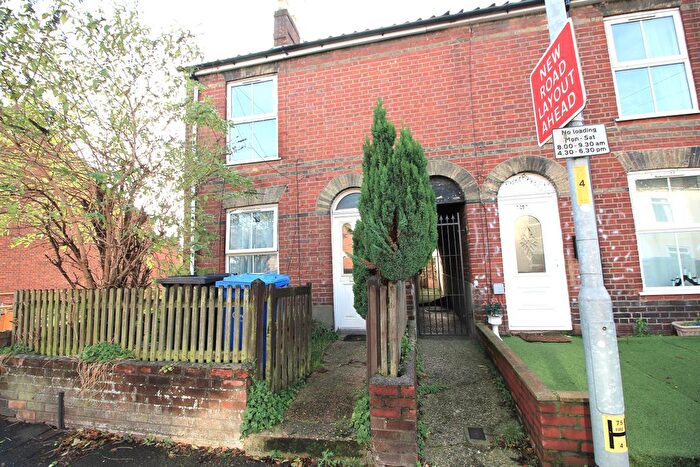 3 Bedroom End Terrace House To Rent In Magpie Road, Norwich, NR3
