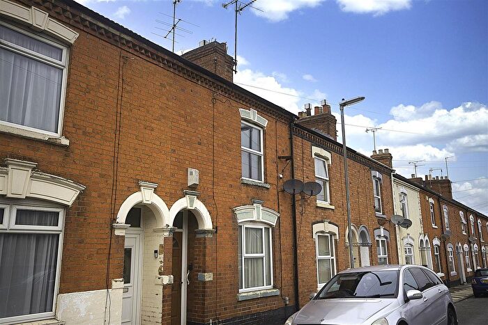 3 Bedroom Property To Rent In Delapre Street, Northampton, NN4