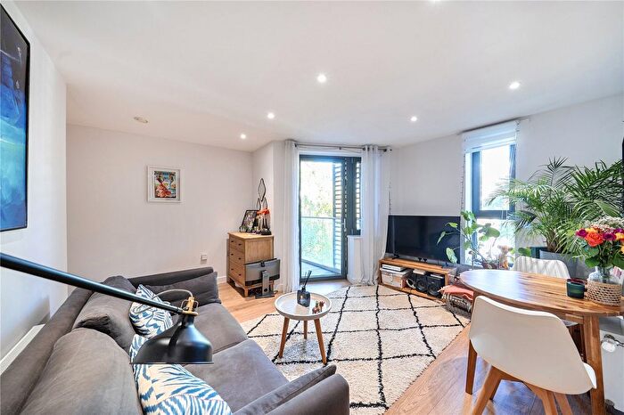 1 Bedroom Flat For Sale In Grange Road, London, SE1