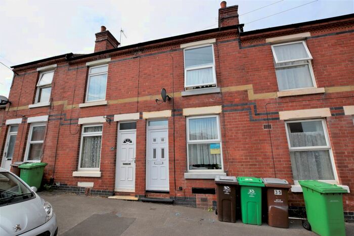 2 Bedroom Terraced House To Rent In Shrewsbury Road, Nottingham, NG2