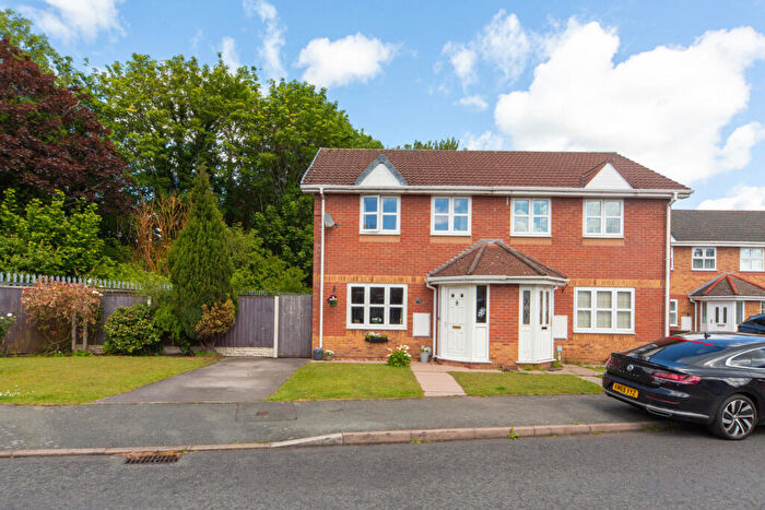 3 Bedroom Semi Detached House For Sale In Greenbank Drive, Fazakerley, Liverpool, L10