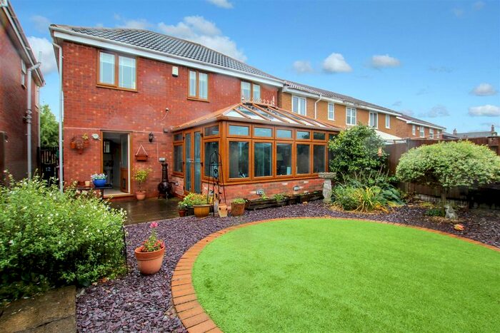 4 Bedroom Detached House For Sale In Jewsbury Avenue, Measham, Swadlincote, DE12