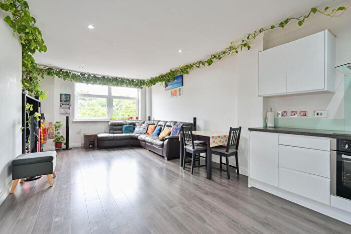 2 Bedroom Flat For Sale In Northolt Road, Harrow, HA2
