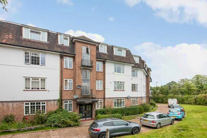 2 Bedroom Apartment To Rent In Vale Lodge, Forest Hill, London, SE23