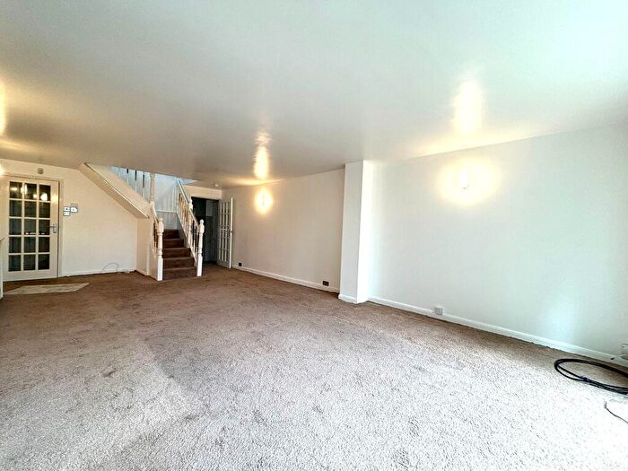 3 Bedroom House To Rent In Bunbury Road, Birmingham, B31