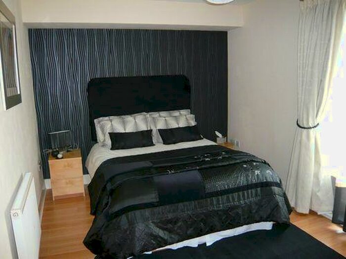 2 Bedroom Flat To Rent In Waterfront Park, Edinburgh, EH5