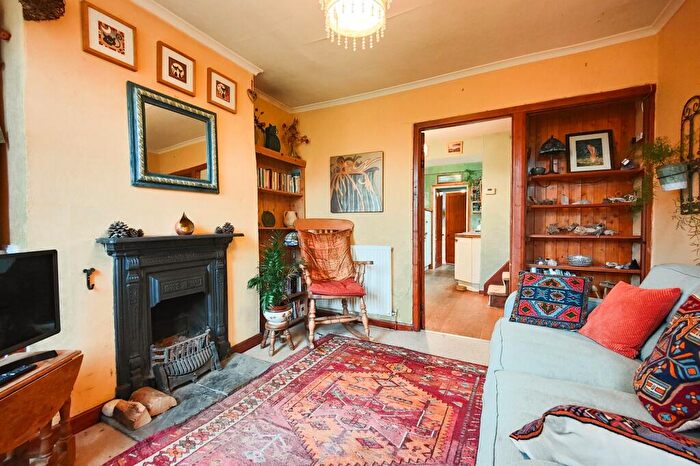 2 Bedroom Terraced House For Sale In Grasmere Road, Lancaster, LA1
