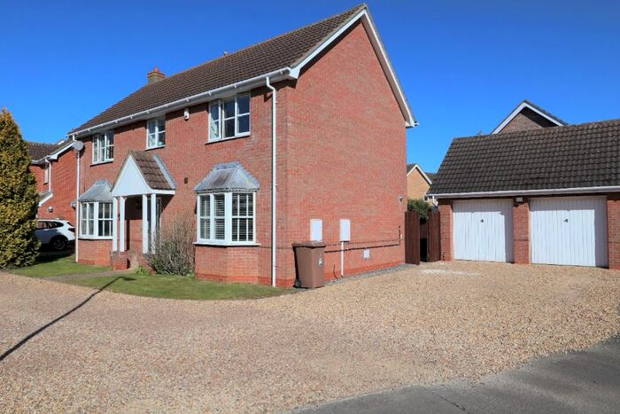 4 Bedroom Detached House To Rent In Bristow Road, Cranwell, NG34